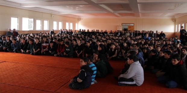 Isparta'da 'Bir sevdadır hafızlık' konulu konferans verildi