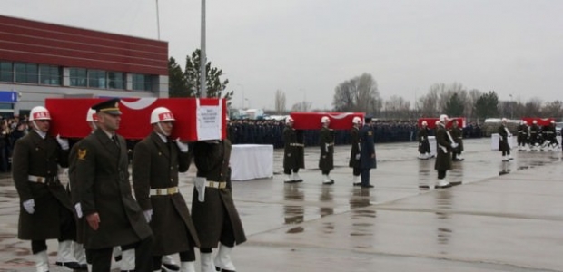 4 askerin şehit olduğu kaza kamerada