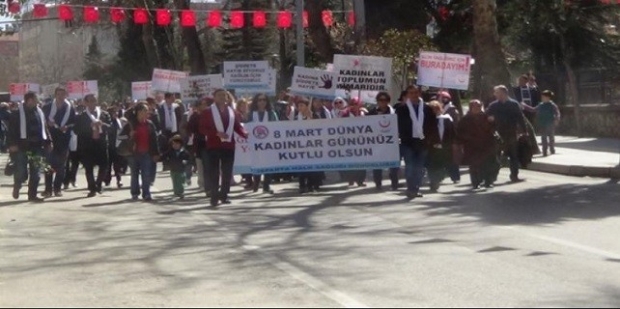 Isparta, 'Kadına Şiddete Hayır' İçin Yürüdü