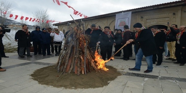 Yeşil,Kırmızı ve Sarı; Türk’ün Bağımsızlığının Rengi