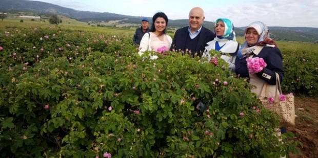 “Gül üreticilerimiz her türlü desteği hak ediyor”