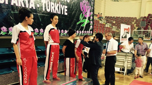 Isparta'da kick boks şampiyonası sonuçlandı