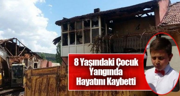 Ahşap Ev Yandı, Uyuyan Çocuk Öldü