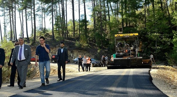 Isparta Belediyesi Hizmetleri Durmuyor !