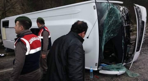 Isparta Trafik Kazası Yaralılar Var