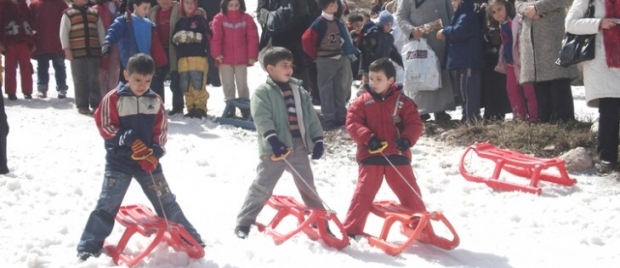 Nisan ayına Rağmen Davraz’da kayak yapılabiliyor