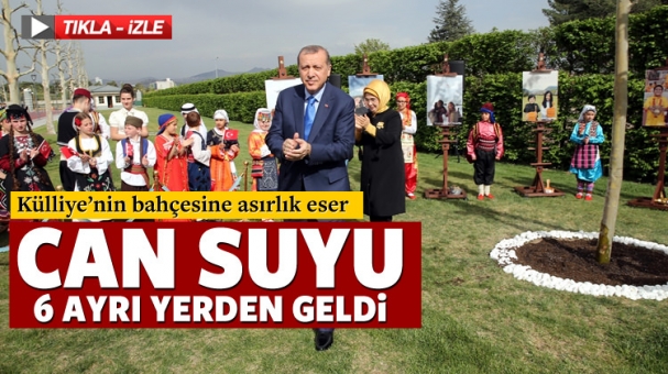 Külliyenin Bahçesine Asırlık Eser