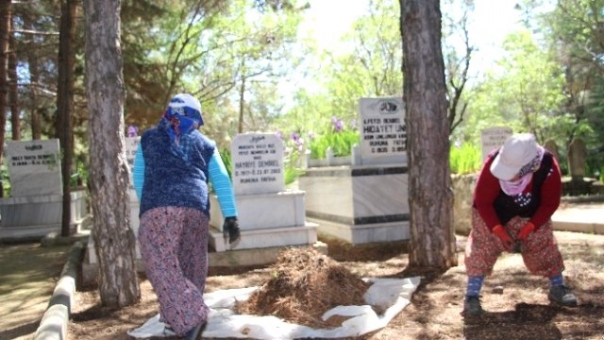 Merhum Şevket Demirel'in Cenazesi Çarşamba Günü Defnedilecek