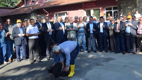  Isparta İl Özel İdaresi'nde İş Sezonu Dualarla Açıldı