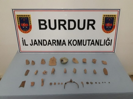 Burdur’da tarihi eser operasyonu