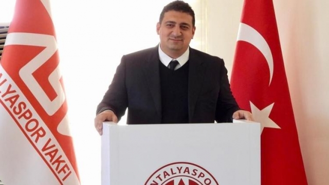 Ali Şafak Öztürk'ten yabancı oyuncu sınırlaması açıklaması