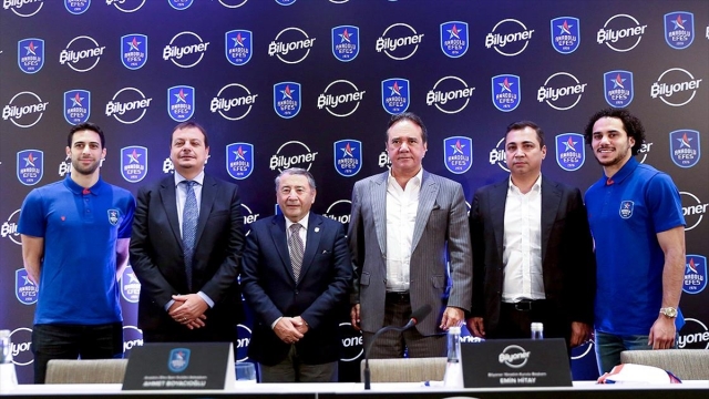 Anadolu Efes'in forma sırt sponsoru Bilyoner oldu