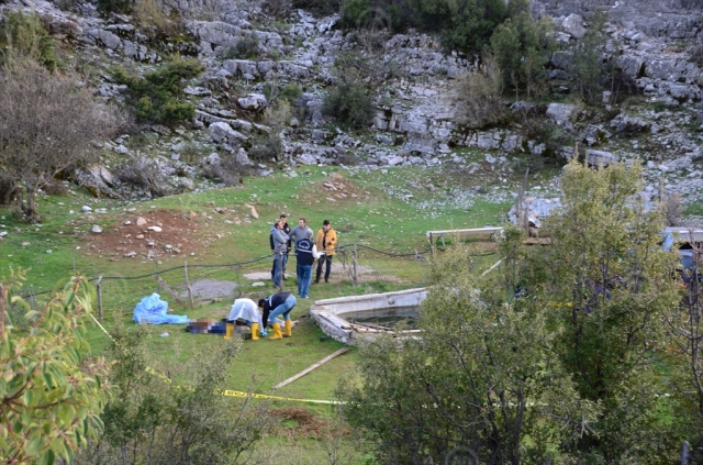 ​Antalya'da karı koca su kuyusunda ölü bulundu