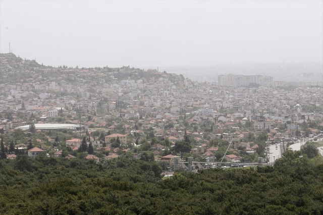 Antalya'nın üstüne nem bulutu çöktü