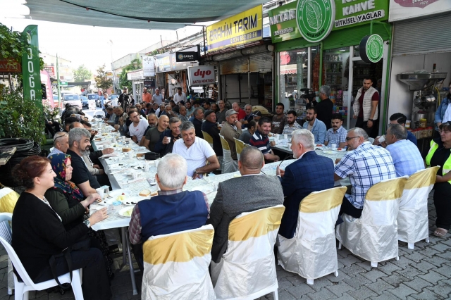 Başkan Başdeğirmen, Köy Garajı Esnafının Doğalgaz Talebini Karşılıyor