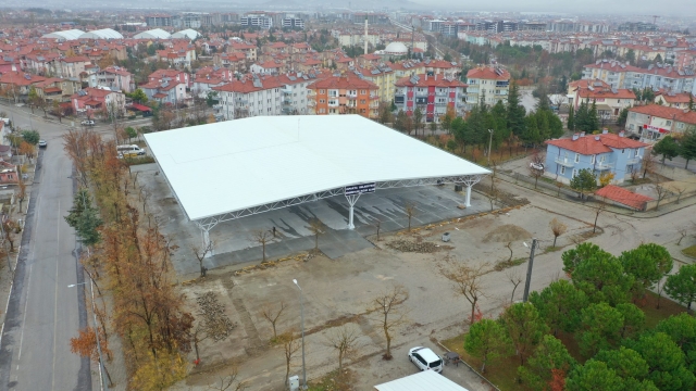 Binbirevler Mahallesi Kapalı Pazaryeri Açılışa Hazırlanıyor