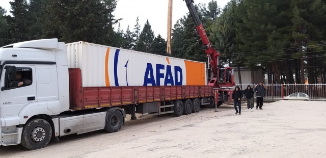 Burdur'da afet ve acil durumlara karşı depo