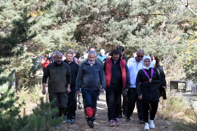 ​Cumhuriyet için yürüdüler
doğaya kınalı keklik bıraktılar