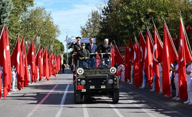 Cumhuriyetimizin 101. Yıl Dönümü Isparta’da Coşkuyla Kutland