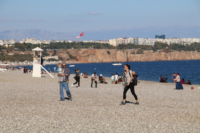 Ekim ayı sonunda Antalya'dan yaz manzaraları 