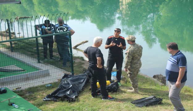 Irmağa atlayan kadını kurtarmak isterken kaybolan gencin cesedi bulundu 