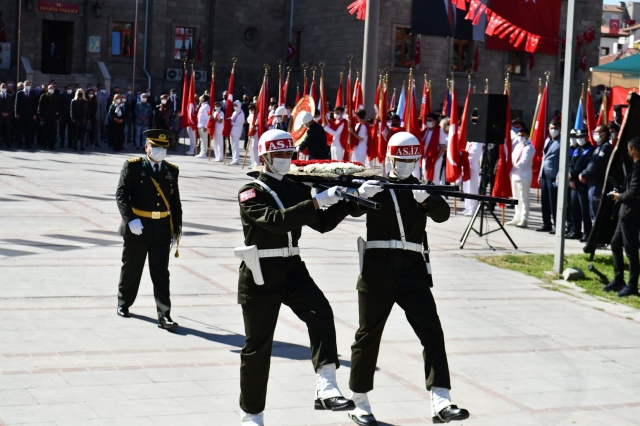 Isparta'da Cumhuriyet Bayramı Etkinlikleri Başladı