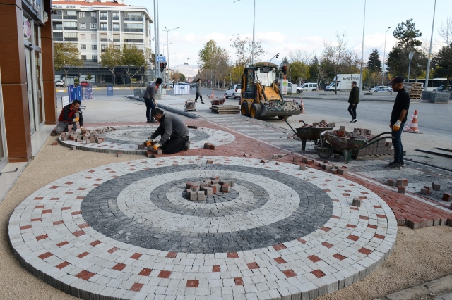 Isparta'da eski itfaiye yolu tek yön olarak belirlendi