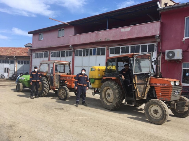 Isparta'da ilçede haşere ve sinekle mücadele başladı