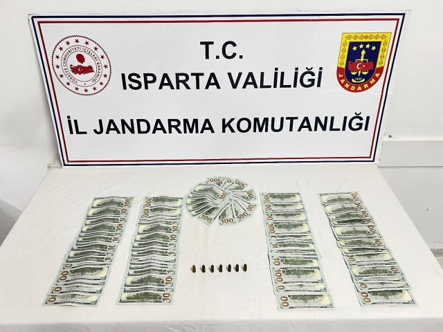 Isparta'da Sahte Para Operasyonu: Üç Şahıs Gözaltında