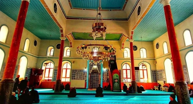 Isparta'nın Tarihi Mirası: 18. Yüzyılda İnşa Edilen Kavaklı Camii