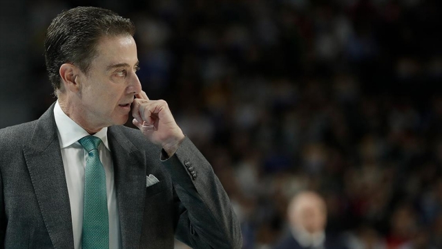 Panathinaikos'ta başantrenörlüğe Rick Pitino getirildi